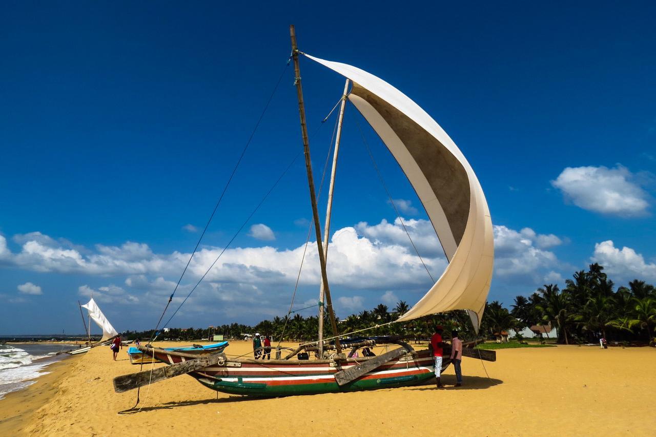 Rainbow Beach Hotel Negombo Exterior foto